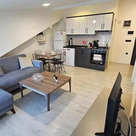 Riverside Suits- 6 Ile Evinizde Gibi Apartment